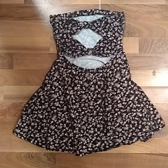 LA HEARTS Strapless floral skater dress/long shirt - Picture 2 of 4
